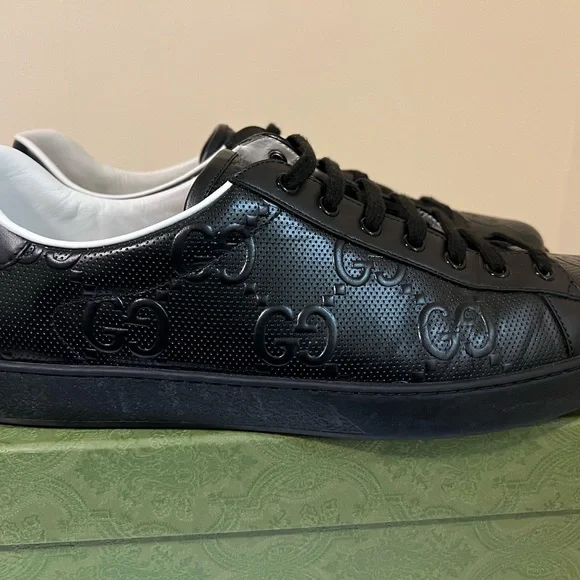 Gucci Black Logo-Embossed Sneakers - Picture 3 of 8